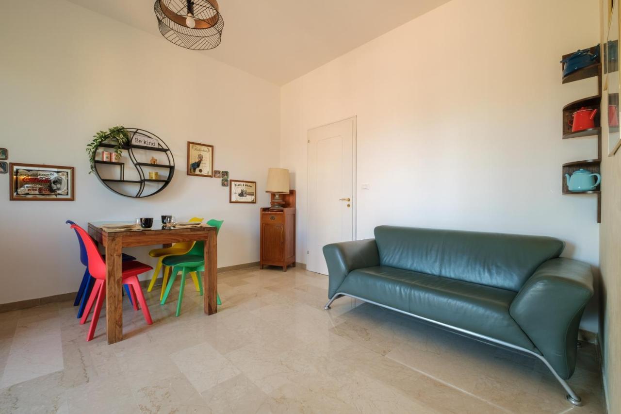 Fabula Rooms 3 Suites With Private Bathroom Bologne Extérieur photo