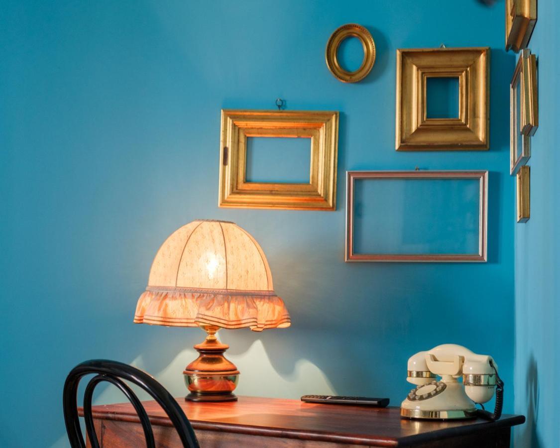 Fabula Rooms 3 Suites With Private Bathroom Bologne Extérieur photo